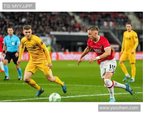 欧斯特与奥瓦的对决分析揭示双方实力差距与战术博弈 欧斯特与奥瓦的对决分析揭示双方实力差距与战术博弈