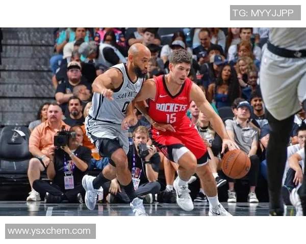 火箭队与马刺队历史交锋比分回顾与分析