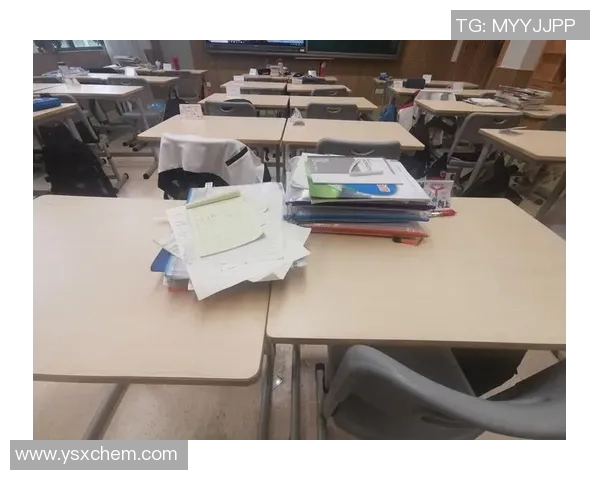 弗拉霍维奇的崛起与挑战：从新星到顶级前锋的奋斗之路