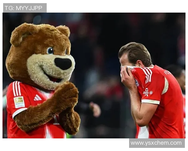 莱万重返德甲对决旧主拜仁球迷怒斥其背叛与忘恩负义 莱万重返德甲对决旧主拜仁球迷怒斥其背叛与忘恩负义