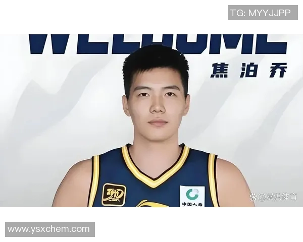 焦泊乔的成长之路：从青涩少年到职场精英的奋斗故事